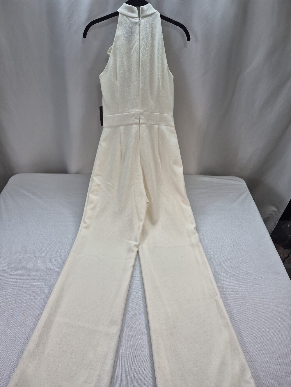 Vince Camuto Women's Size 2  Halter Tie Top Wide Leg Jumpsuit Ivory NWT $138 - Picture 7 of 16